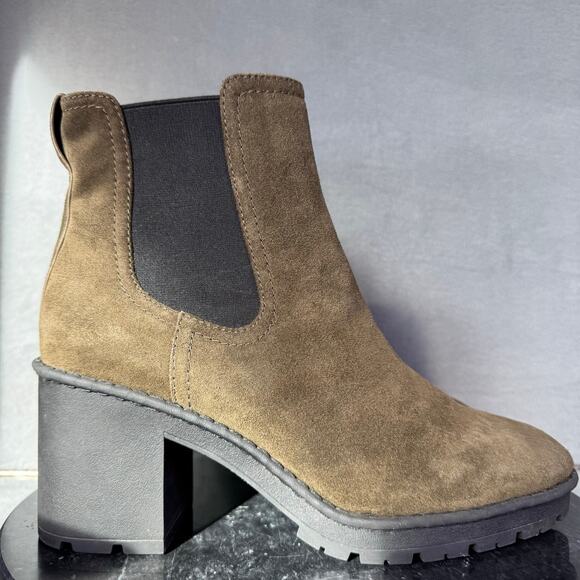 Vince Henderson Water Resistant Green Suede Chelsea Ankle Boot Size 8.5M US - Picture 3 of 9